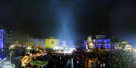 New Year's Eve party on the theatre square