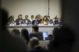 Annalena Baerbock (Buendnis 90 Die Gruenen), Bundesaussenministerin, beim Treffen aller Leiterinnen