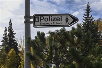 Signpost police