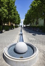 Fountain at the Kurallee with Europa Therme, Bad Füssing, Lower Bavaria, Bavaria, Germany, Europe