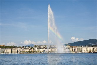 The Jet d'eau, the landmark in the Lake Geneva basin, Canton Geneva, Switzerland, Europe