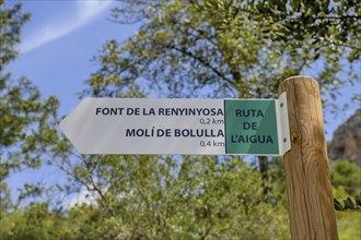 Signpost on the Ruta de LAigua, Rod of Water, River Algar, near Bolulla, Costa Blanca, Province of