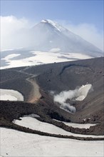 IT sicily Sylvio Dittrich Photo subject to fee! Contact T.:01772156417 Etna summit