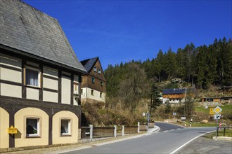 Saupsdorf is a small, quiet village with about 430 inhabitants in the Elbe Sandstone Mountains. The