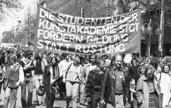 The 35th anniversary congress to end fascist rule was accompanied by a demonstration and rally in