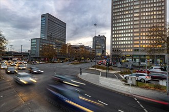 Evening city centre traffic in Essen, large intersection, Bismarck Platz, Hindenburg Strasse, Krupp