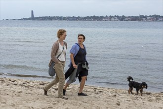 Two woman with dog, Falckenstein beach, Baltic Sea, sea, Laboe, Kiel Fjord, Kiel,