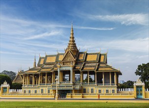 Royal Palace complex, Phnom Penh, Cambodia, Asia