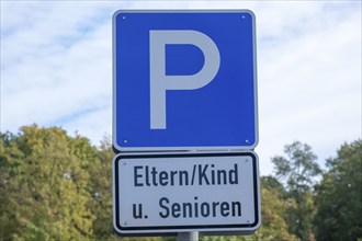 Sign, car park parents, child and seniors, Münsterland, North Rhine-Westphalia, Germany, Europe