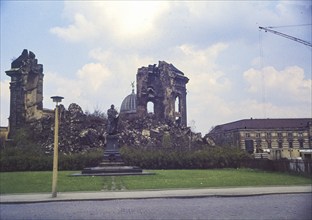 Rubble of the Dresden Frauenkirche by George Bähr, burnt out after the bombing raid of 13 February