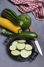 Various courgettes (Cucurbita pepo), courgette convar. giromontiina