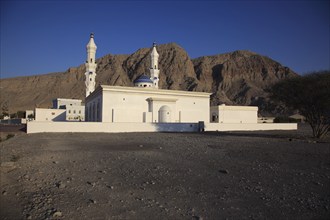 Mosque in al-Chasab, Khasab, in the Omani enclave of Musandam, Oman, Asia