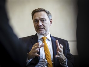 Christian Lindner (FDP), Bundesminister der Finanzen, aufgenommen waehrend eines Interviews im