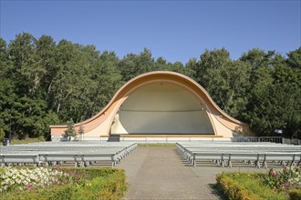 Concert shell on the beach promenade, Swinoujscie, West Pomeranian Voivodeship, Poland, Europe