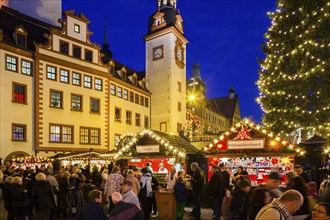 DEU Saxony Chemnitz Christmas Market in Chemnitz