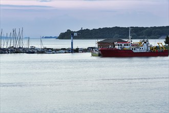 Boats in Stralsund harbour, dusk on the Strelasund, long exposure, Germany, Europe