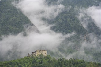 Obermontani Castle, Laces, South Tyrol, Italy, Europe