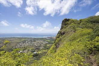 Sleeping Giant (Nounou Mountain) East Trail overlooking Wailua, Kauai, Hawaii, USA, North America