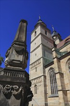 The city church, Holy Trinity, and the obelisk fountain in the city centre, Bayreuth, Upper