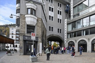 Meeting point, tourist group, St. Moritz, Switzerland, Europe