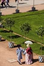 Return of the oranges from their winter quarters to the Dresden Zwinger