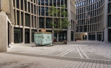 Am Tacheles, courtyard, new building of the former cultural and cult site, Oranienburger Straße,