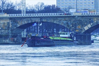 Shipwreck on the Elbe