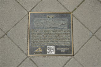 Memorial plate on the ground to BASF, history, historical, monument, text, QR code, Mannheim,