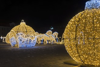 Golden horse figures, illuminated globe, cathedral square, world of lights, Magdeburg, most