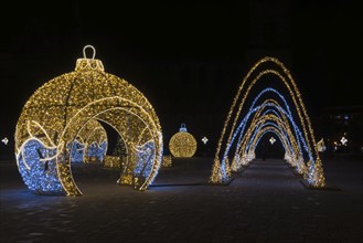 Arc, illuminated globe, world of lights, Magdeburg, most extensive Christmas and winter lighting in