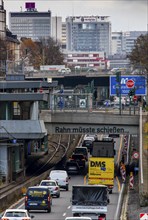 Motorway A40, Ruhrschnellweg, in Essen, route through the city centre, is affected by a possible