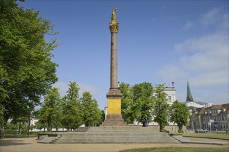 Victory Column, Schlossstraße, Schwerin, Mecklenburg-Vorpommern, Germany, Europe