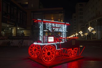 ÖSA fire engine, world of lights, Leiterstraße, Magdeburg, most extensive Christmas and winter