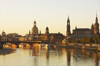 DEU Saxony Dresden Dresden Silhouette