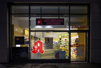 Shop window, display, Gesundhaus Apotheke im Milaneo, logo, Stuttgart, Baden-Württemberg, Germany,