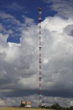 Transmitting station with high radio mast, near Dukovany, Czech Republic, Europe