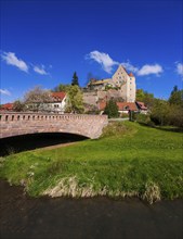 Gnandstein Castle is one of the best-preserved medieval knight's castles. It lies in the middle of