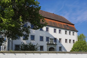 Geislingen moated castle, three-winged moated castle complex, former manor house of the Lords of