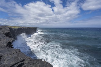 Pacific Coast, Chain of Craters Road, Hawaii Volcanoes National Park, Big Island, Hawaii, USA,