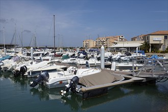 Motorboats in the harbour of Frontignan, Hérault, Occitania, France, Europe