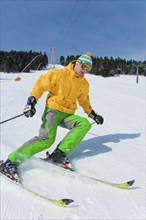 Winter sports enthusiasts in Oberwiesenthal. The health resort of Oberwiesenthal is the highest