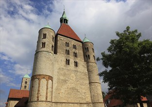 St. Bonifatius, a former free-world ladies' convent with a collegiate church in Freckenhorst,