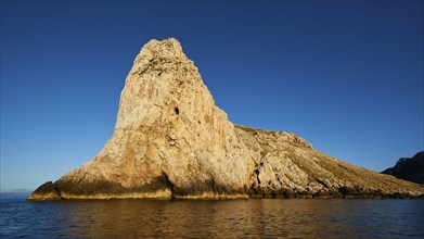 Evening light, Boat tour, View from the sea, Bizarre rock formations, Rugged mountains, Marettimo,