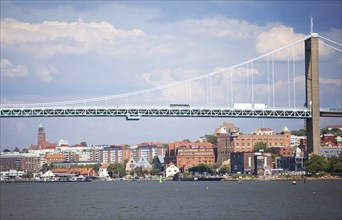 Älvsborgsbron bridge in the harbour of Gothenburg, Västra Götalands län, Sweden, Europe