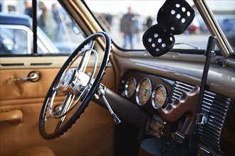 Steering wheel, Buick Eigth Sedan 1938, at a classic car meeting in Büsum, Germany, Europe