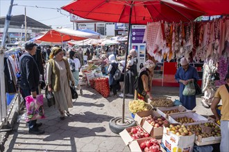 Market stalls at Uzgen Bazaar, Ösgön, Osh region, Kyrgyzstan, Asia