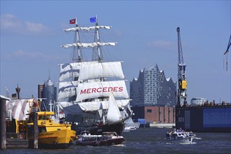 Europe, Germany, Hamburg, Elbe, harbour birthday, parade, Elbe Philharmonic Hall, HafenCity,