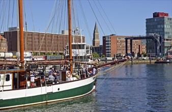 Europe, Germany, Schleswig-Holstein, Kiel, state capital, Baltic Sea, harbour, Hörn, windjammer