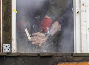 2nd day of the eviction of the hamlet Lützerath, by the police, of tree houses and huts, activist