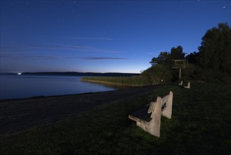 Lake Plau, shore with bench, Beech Resort, Ganzlin, Mecklenburg-Western Pomerania, Germany, Europe